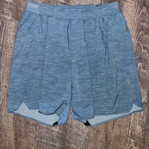 Lulu Lemon eMen's Blue Athletic Shorts